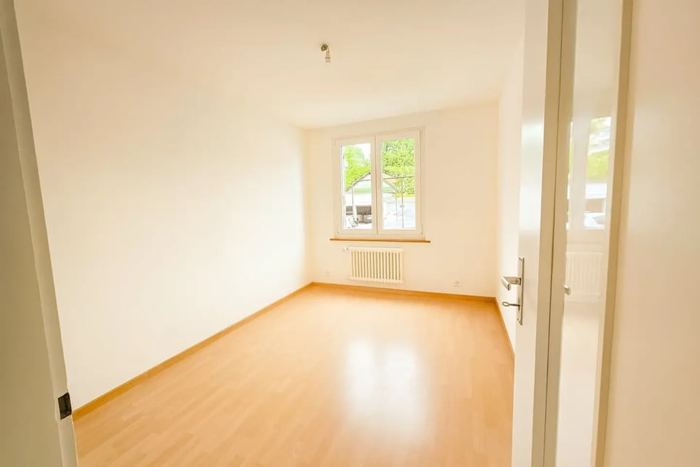 Magnifico appartamento ristrutturato di 4 stanze a Neuchâtel - Foto 7 di 13