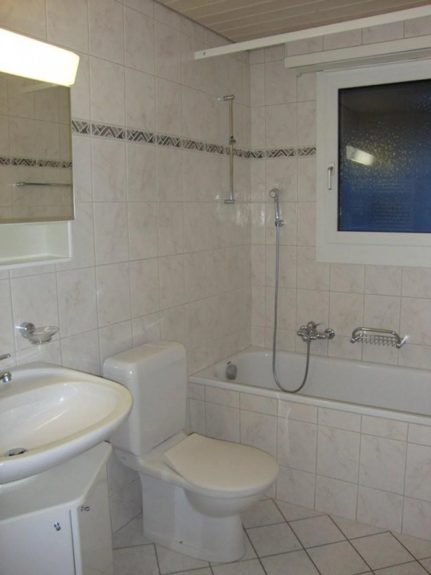 Apartment near Lake Thun - Photo 6 of 6