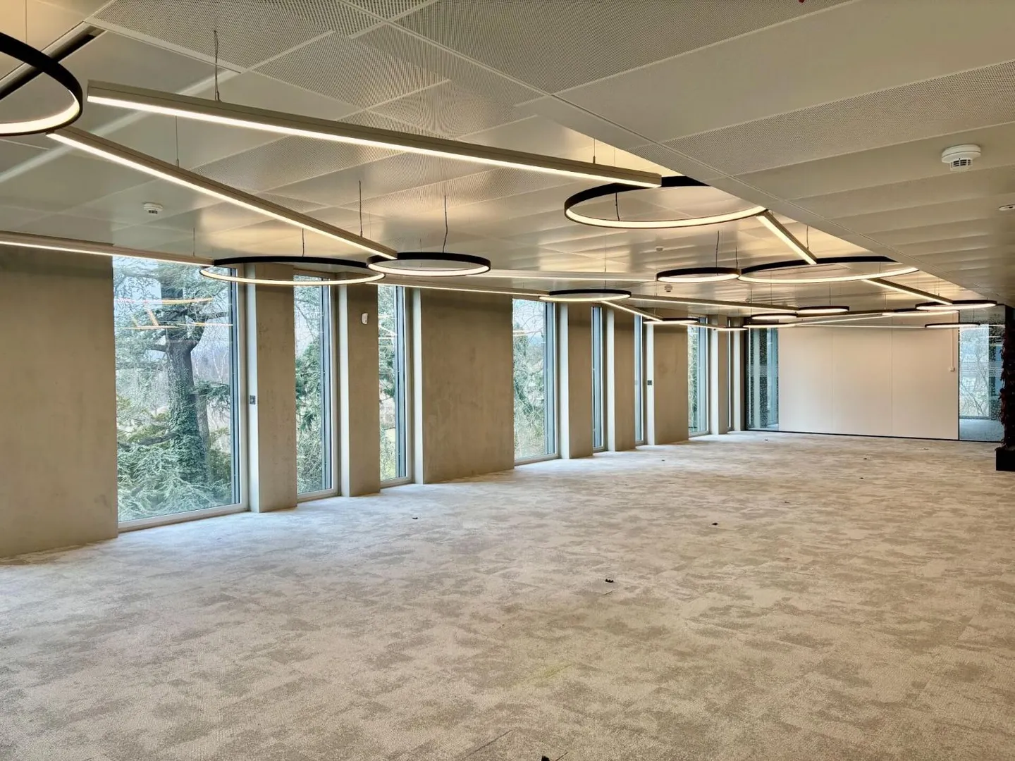 Minergie Building, Vaud Offices 450 m2 for Rent - Photo 2 of 10