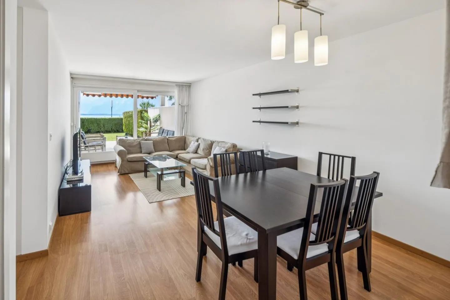 Rare opportunity, apartment on Blumenquai - Photo 4 of 11