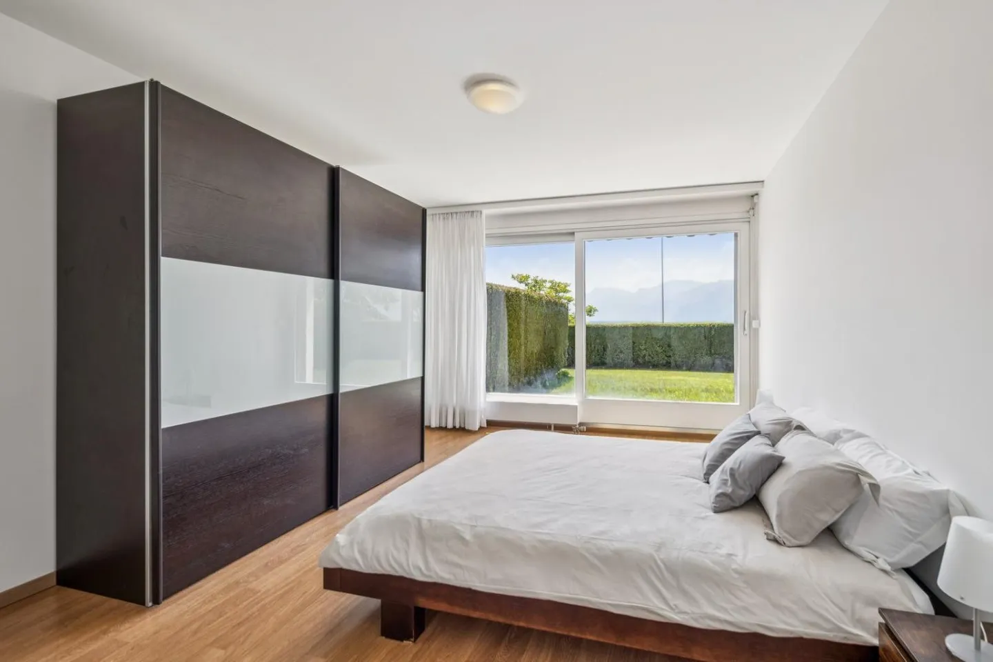 Rare opportunity, apartment on Blumenquai - Photo 7 of 11