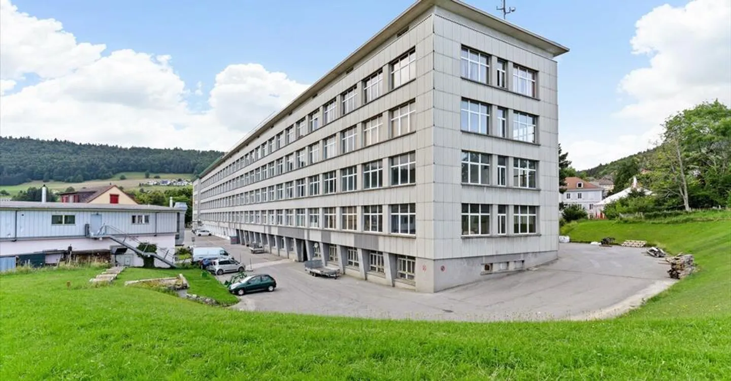 Superfici di 220m2 - Contratto di affitto flessibile - Consegna con camion e carrello elevatore - Foto 4 di 6