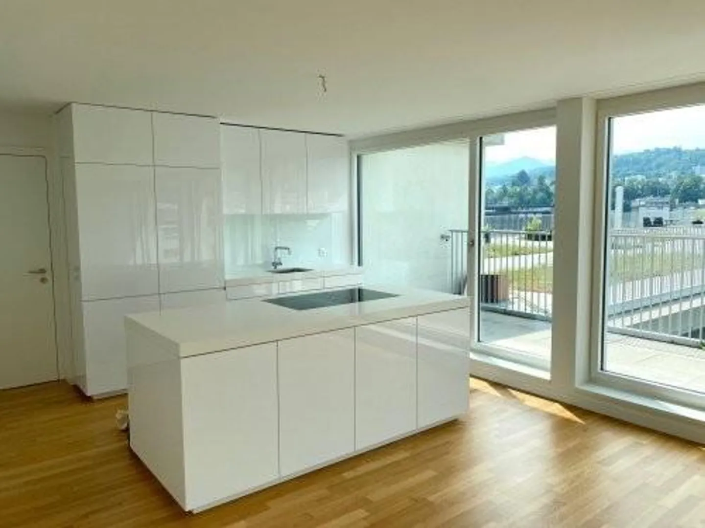 LICHTDURCHFLUTET SMART GROSSZÜGIG UVM! - Foto 3 von 9