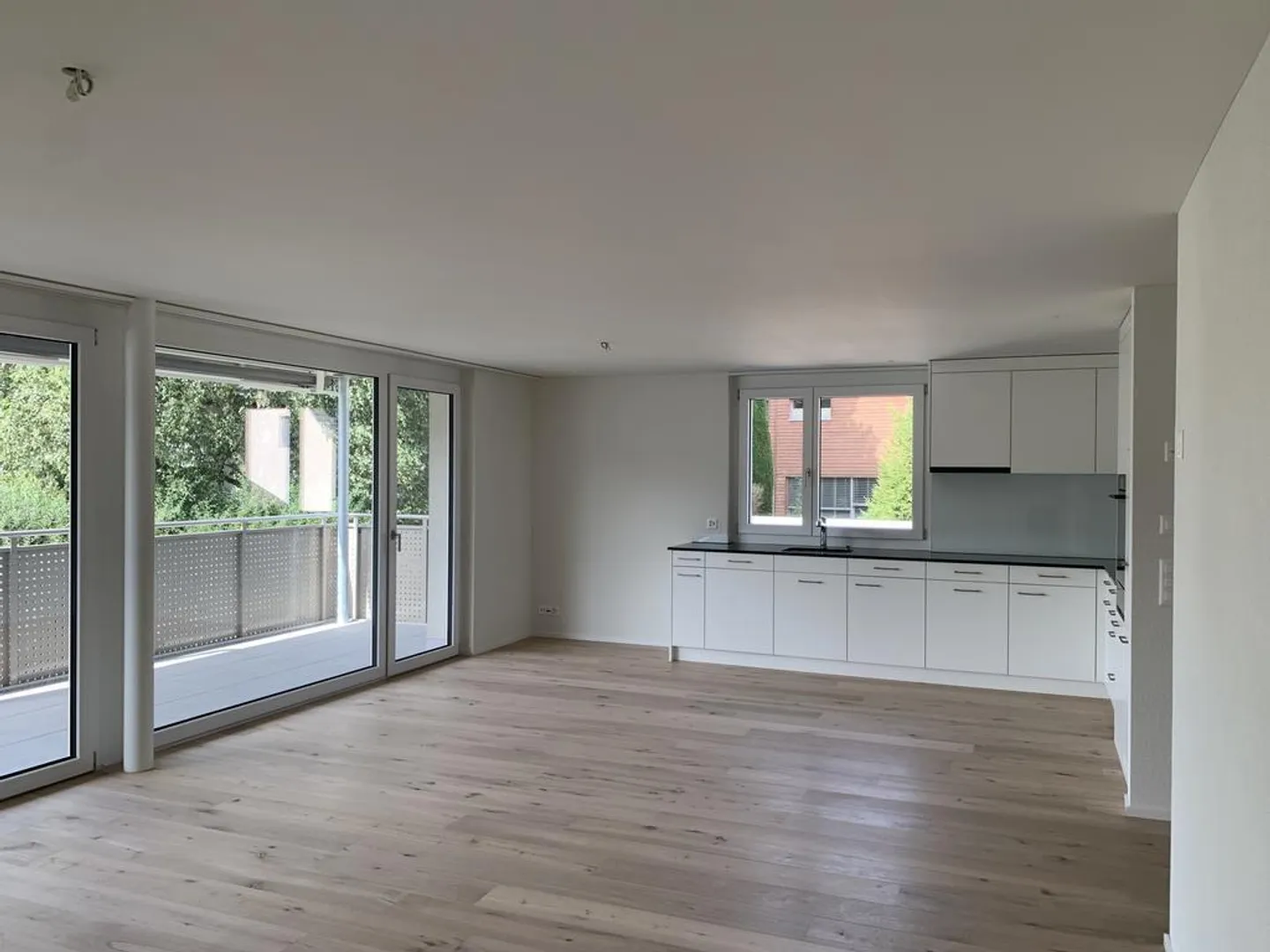 Zentrumsnahe Wohnung in ruhigem Wohnquartier - Foto 3 von 12
