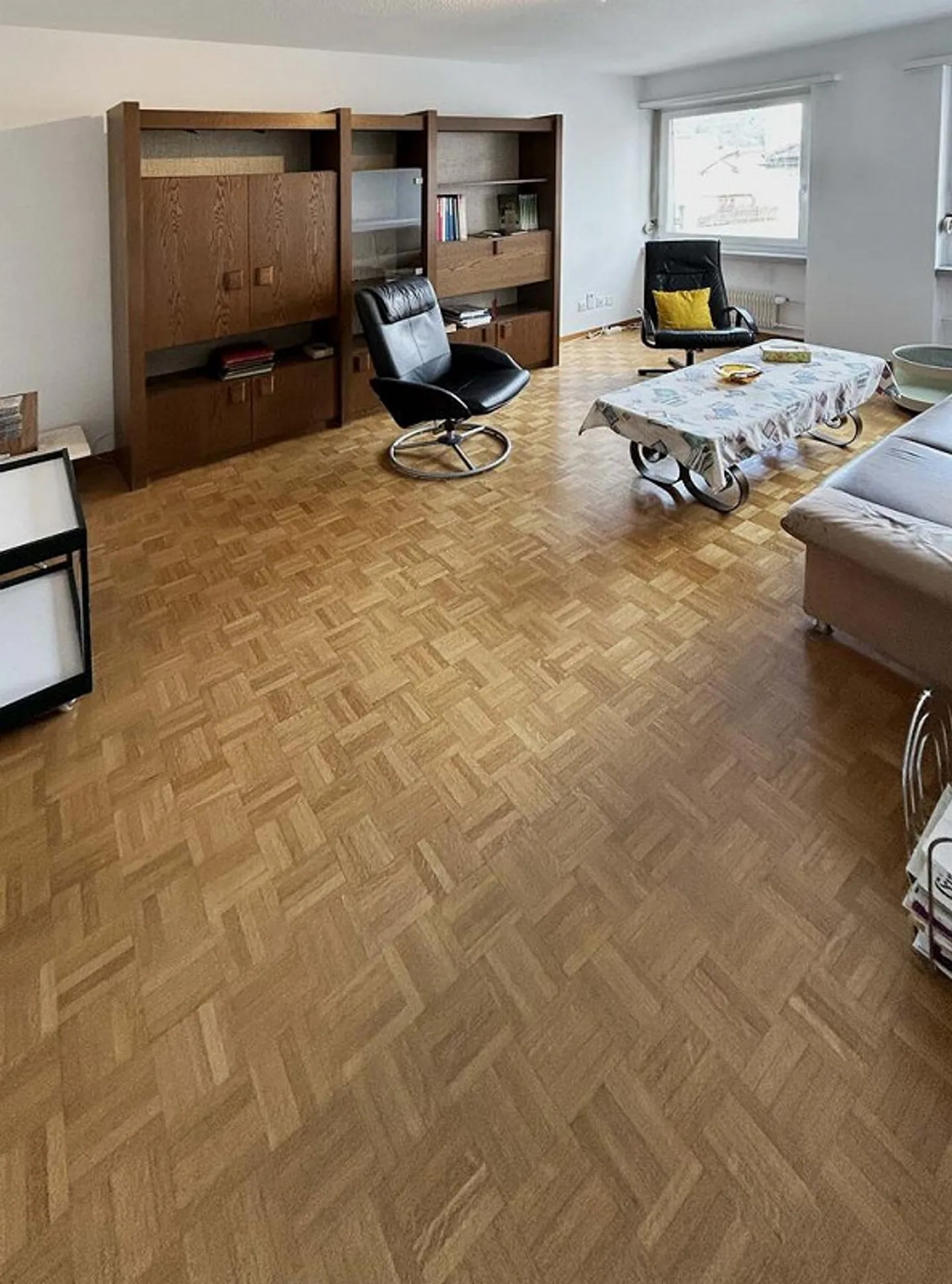 Charming 2-room apartment in the heart of the old town of Einsiedeln - Photo 2 of 5