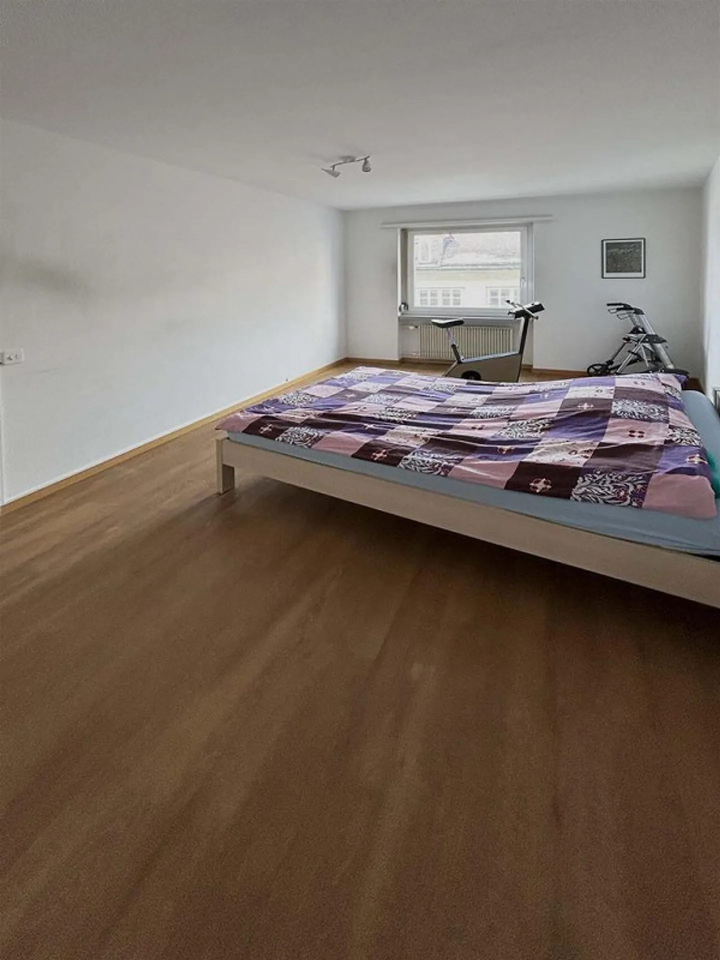 Charming 2-room apartment in the heart of the old town of Einsiedeln - Photo 3 of 5