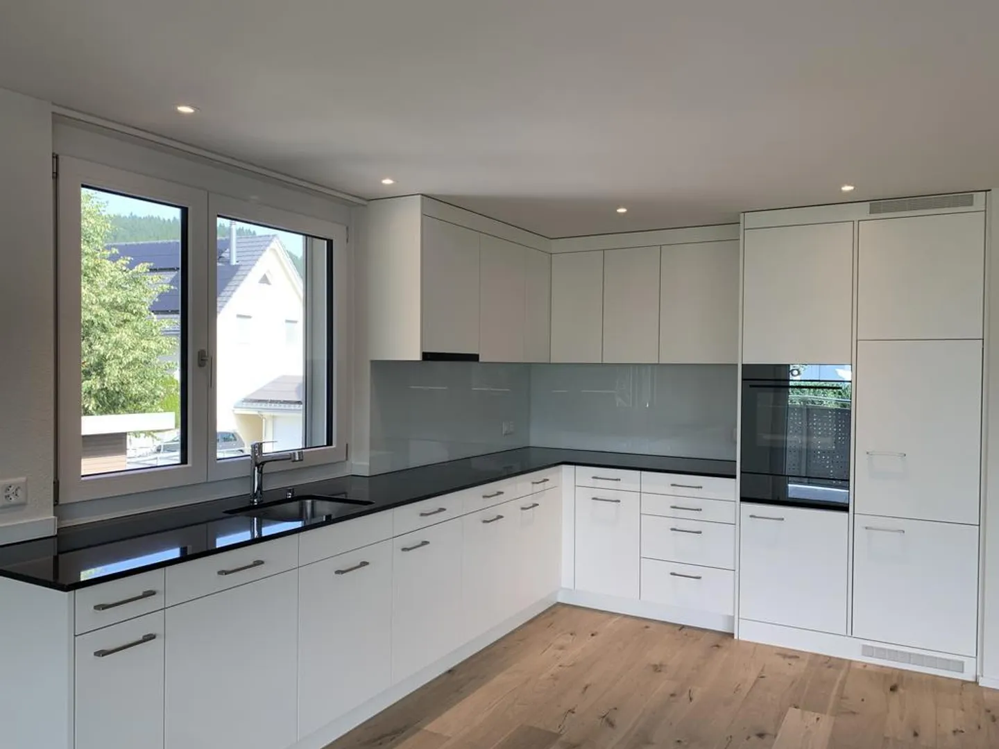 Zentrumsnahe Wohnung in ruhigem Wohnquartier - Foto 2 von 12