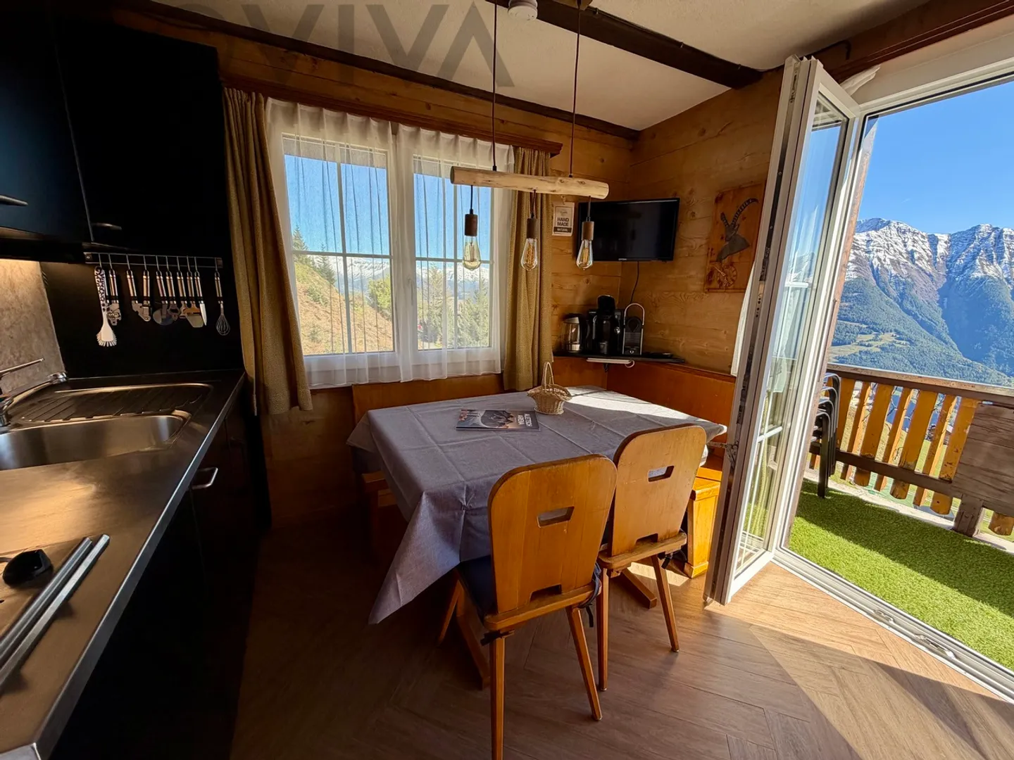 Perfetto per le vacanze in famiglia e opportunità di investimento attraenti - Foto 2 di 8