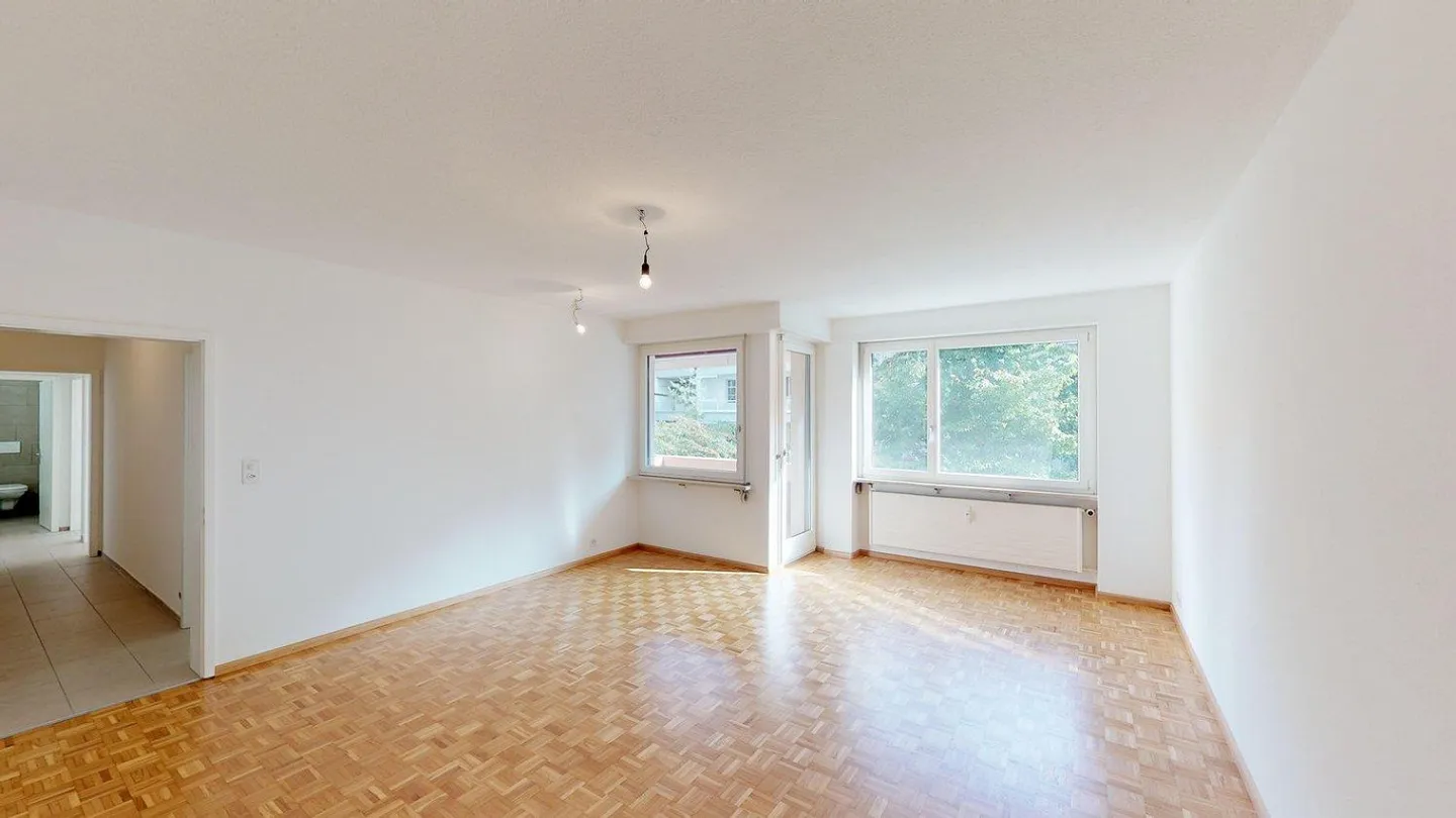 Appartement 3.5 pièces récemment rénové avec vue sur la verdure - Photo 5 sur 10