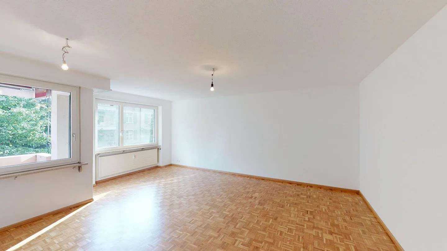 Appartement 3.5 pièces récemment rénové avec vue sur la verdure - Photo 6 sur 10