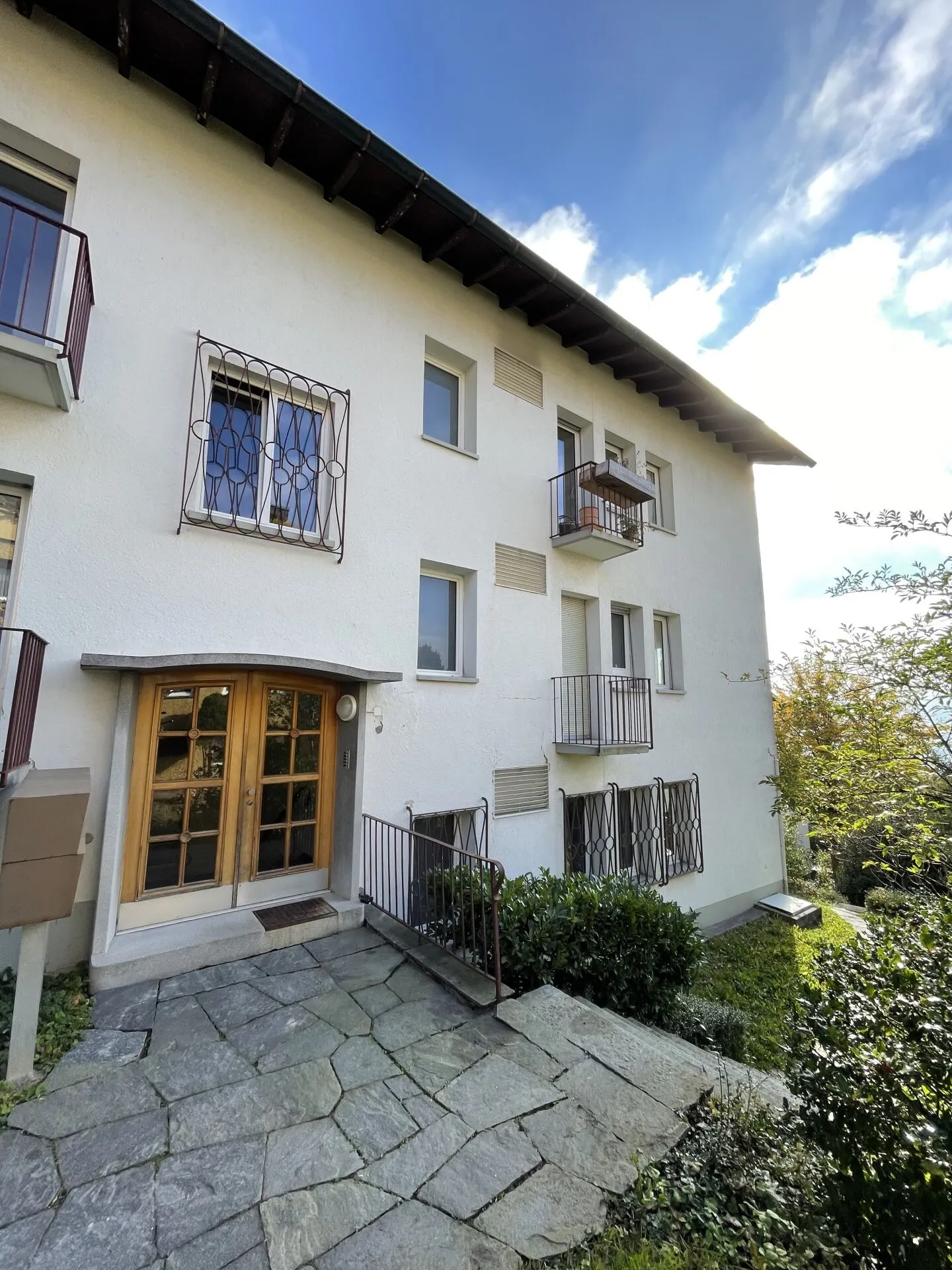 5-room apartment at Zürichberg - Photo 1 of 7