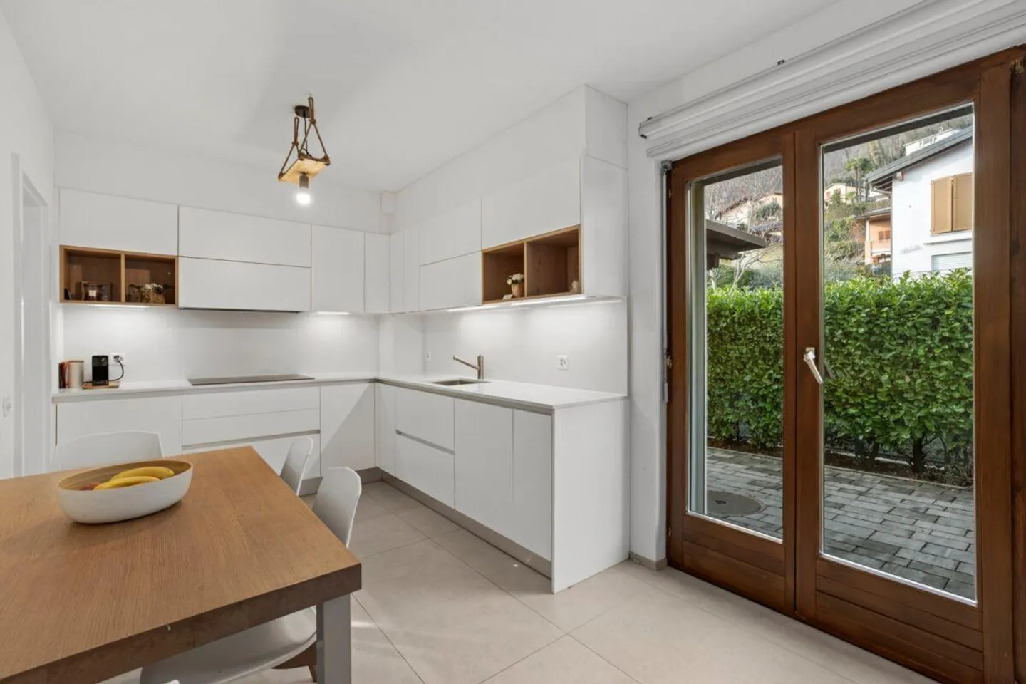 Semi-detached house with garden and view - Photo 8 of 30