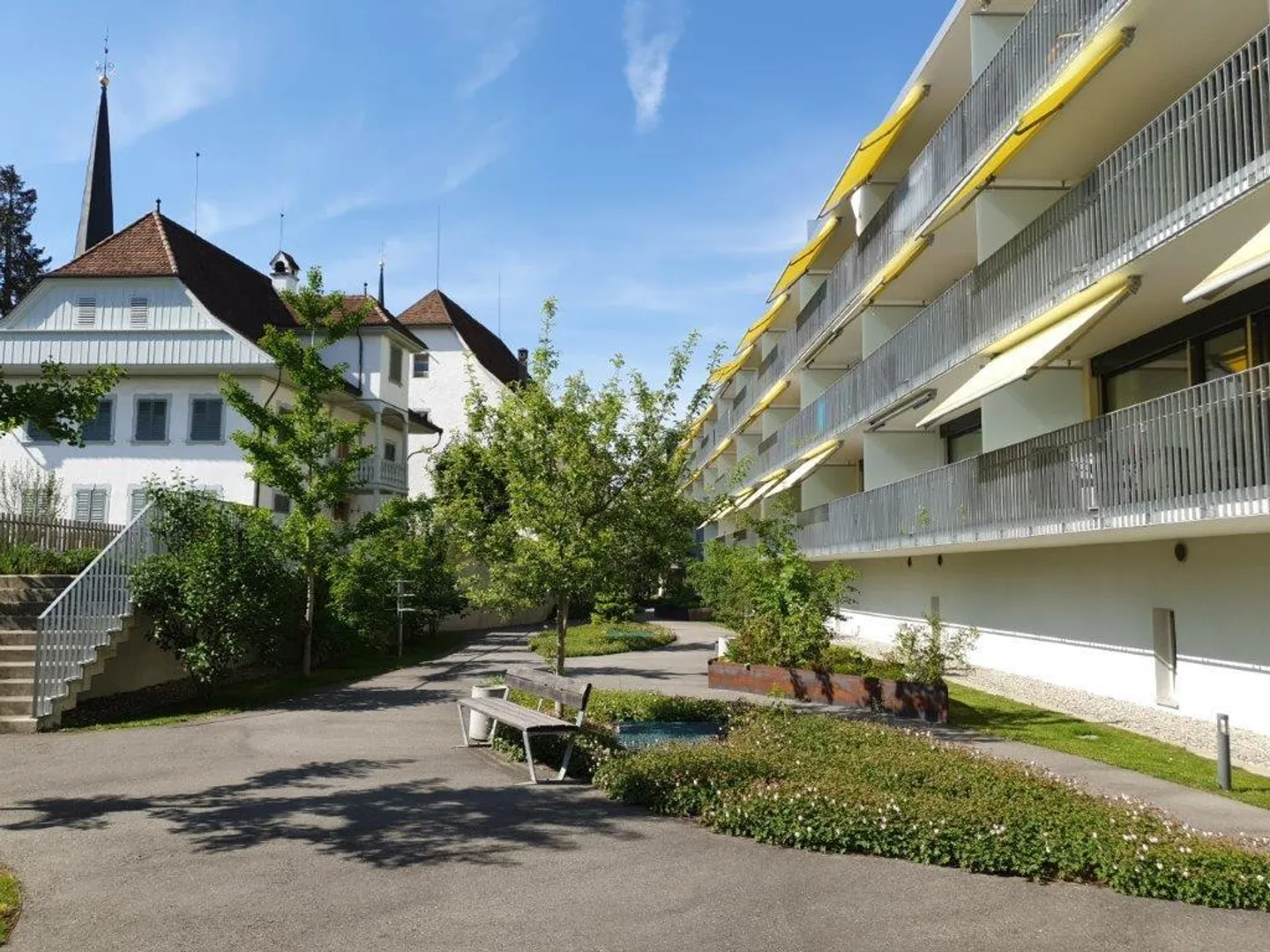 Appartement lumineux et spacieux de 1,5 pièce - Photo 2 sur 8