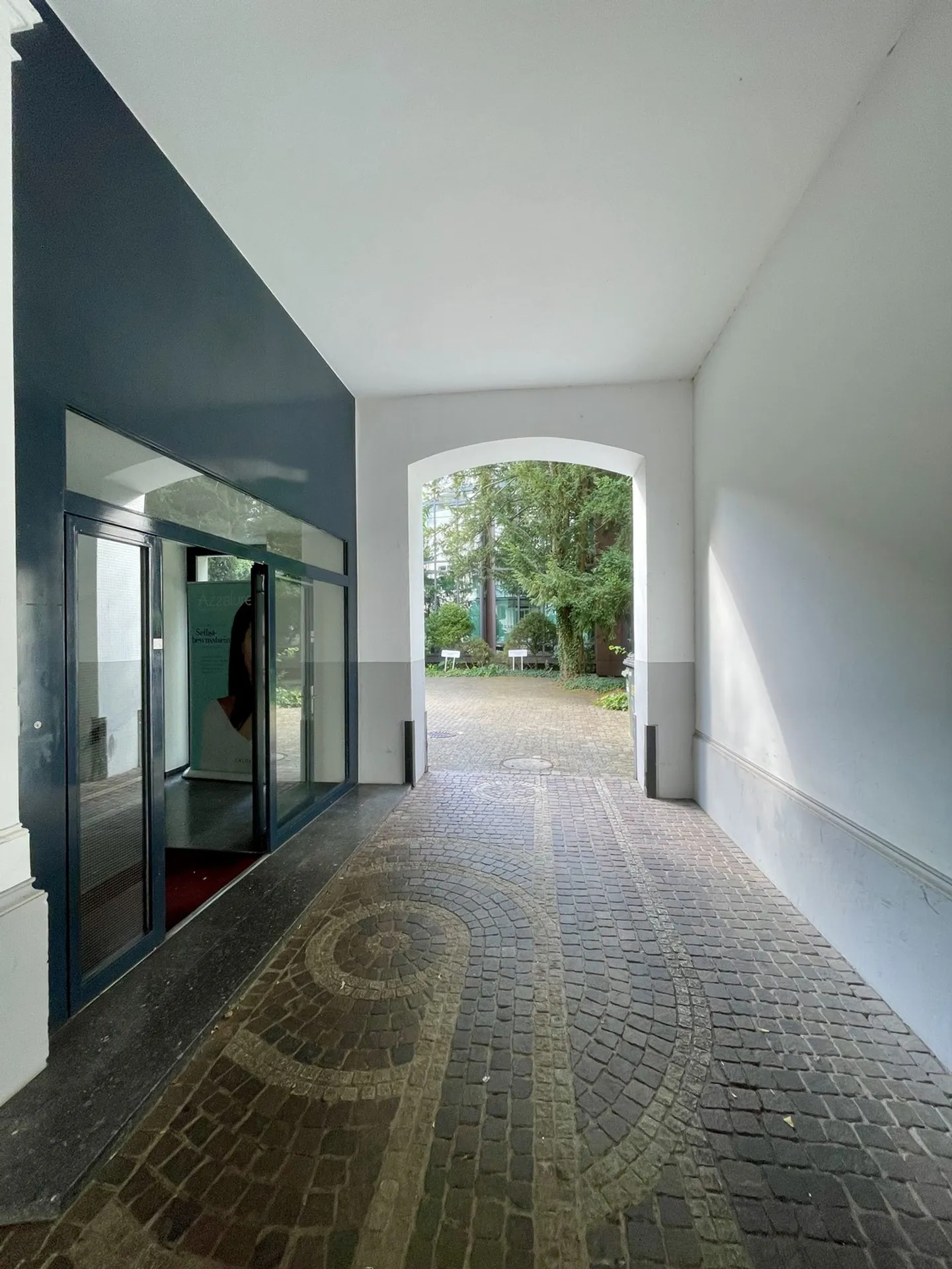 Office space for rent - Photo 7 of 13