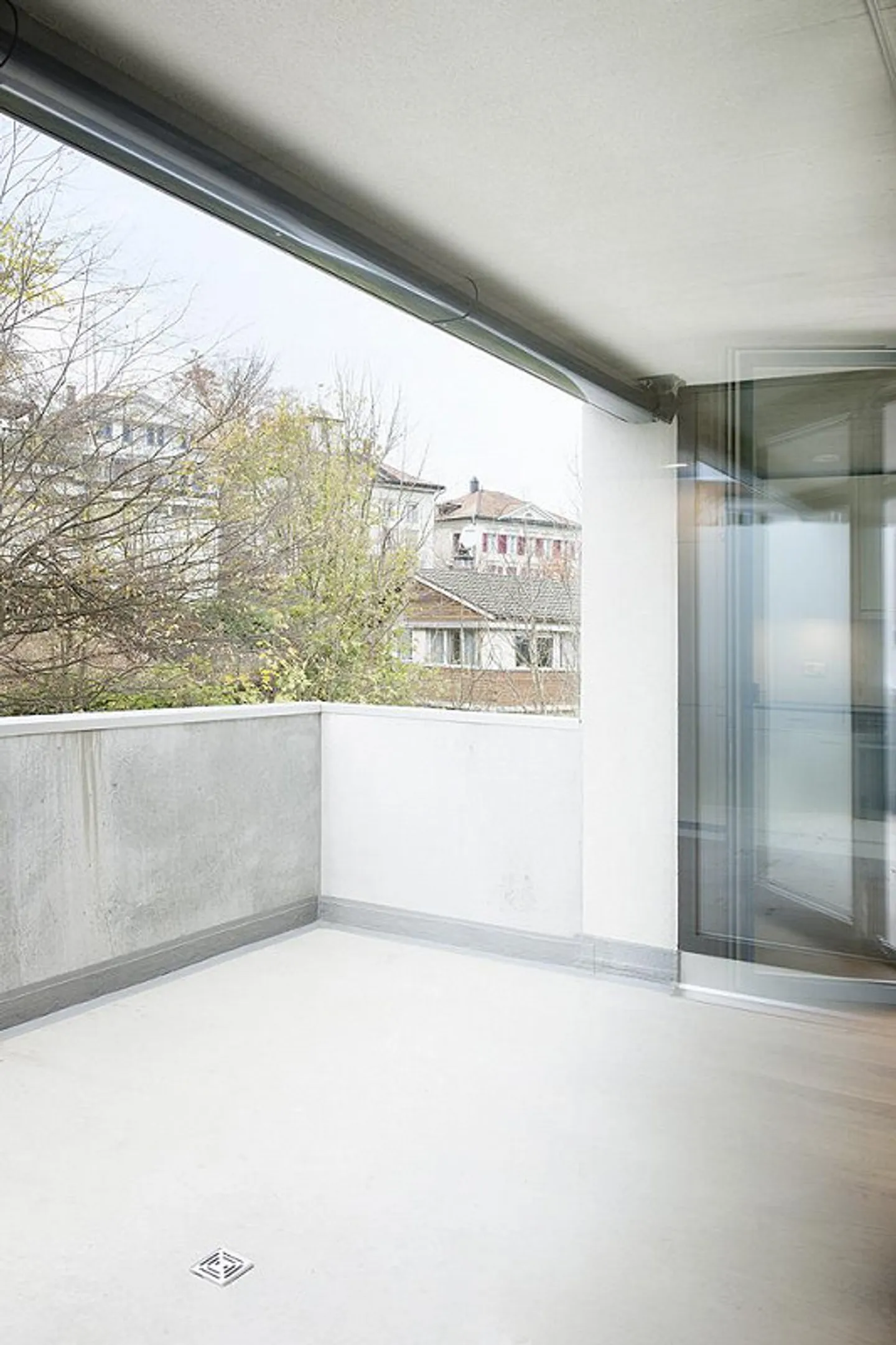 Modern Attic 2 1/2 Rooms Near the Center - Photo 5 of 12