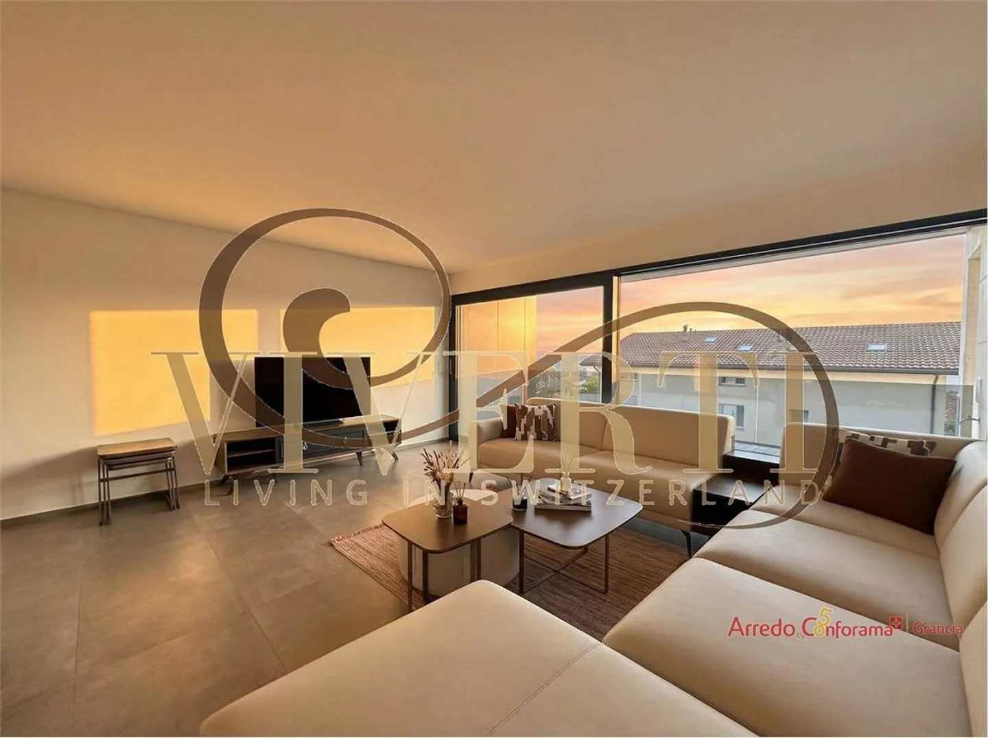 SPECTACULAR 3.5 WITH LAKE VIEW - Photo 3 of 12