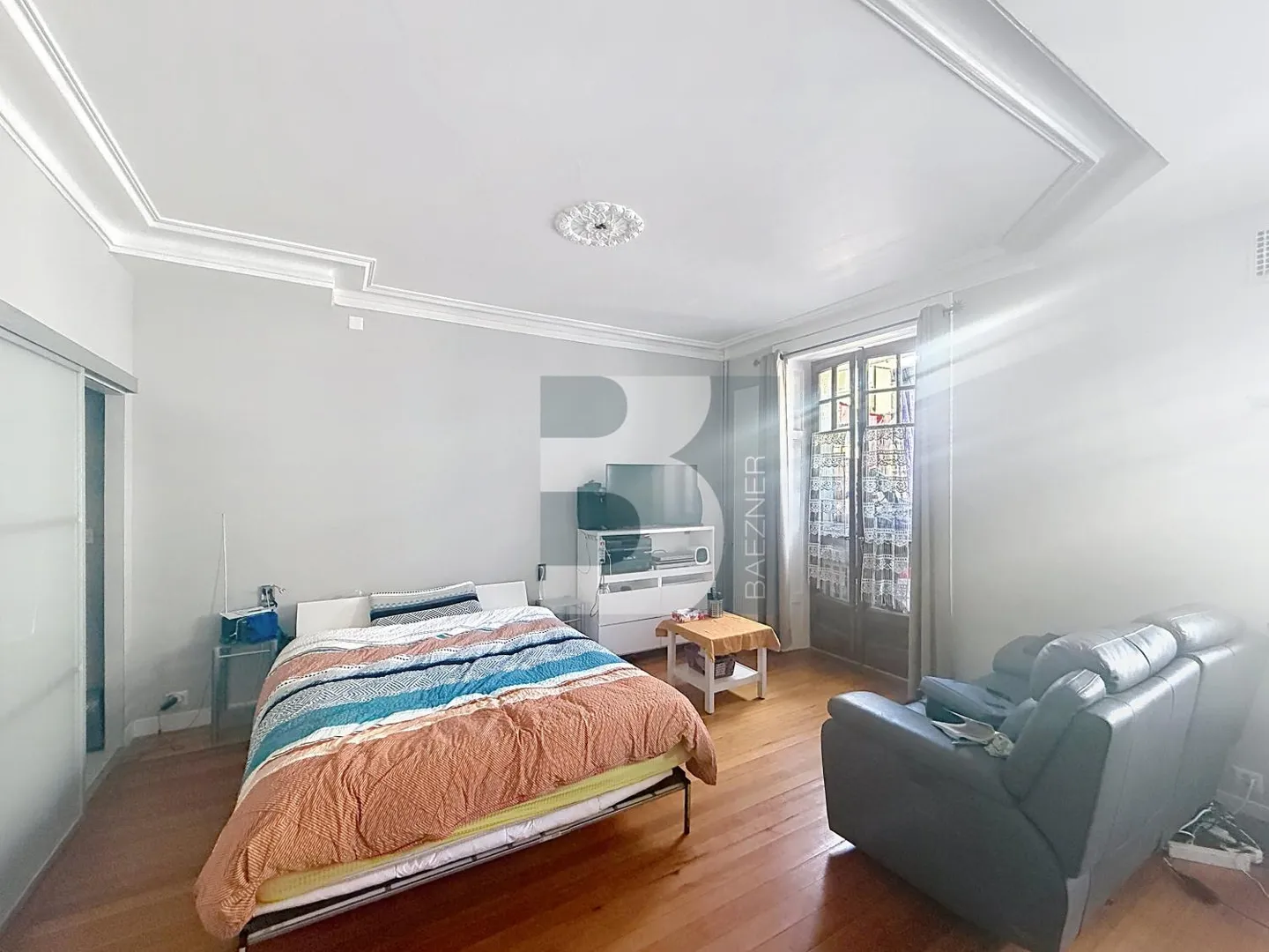 2-room apartment - Photo 1 of 5