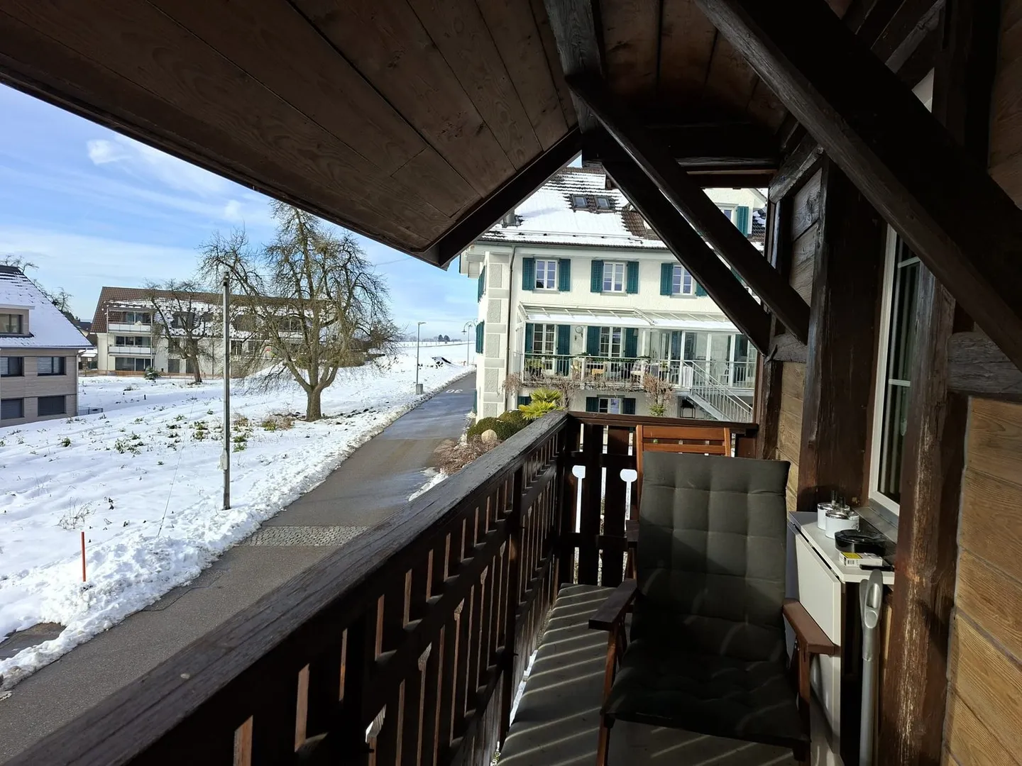 Charmante Altbau 3.5-Zimmer-Wohnung im Steuerparadies Oberwil-Lieli - Foto 16 von 16