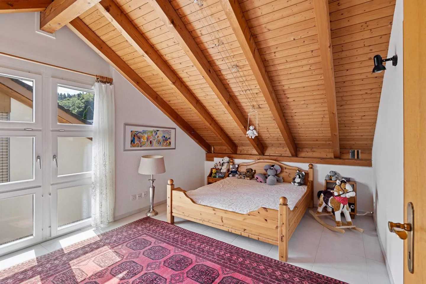 Maison familiale spacieuse avec jardin - Photo 10 sur 13
