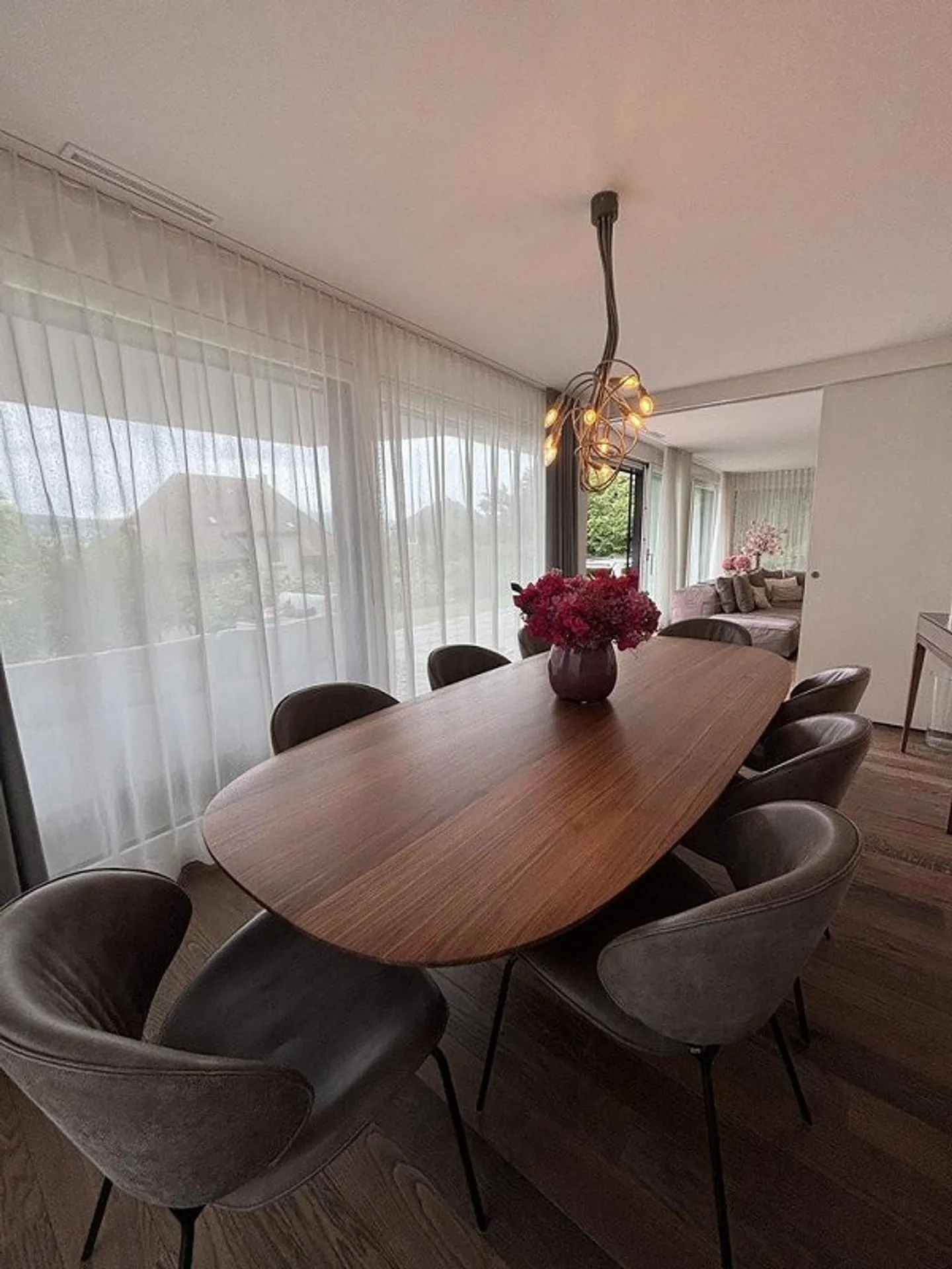 Appartamento giardino 4,5 locali eccezionalmente spazioso con vista sul lago - Foto 8 di 12