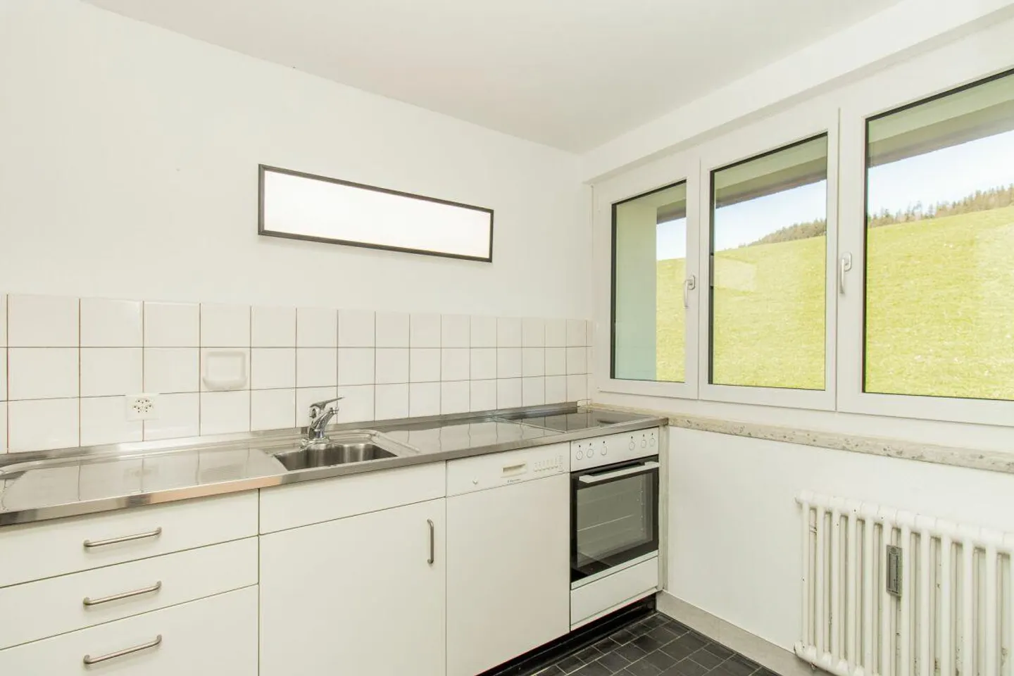 Charmante Wohnung mit Balkonen - Foto 2 von 11