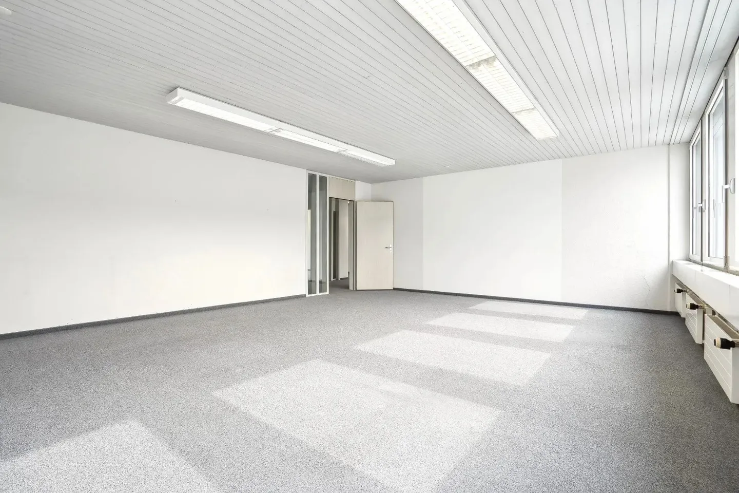 Commercial for rent, Grindelstrasse 6, in Bassersdorf, Switzerland - Photo 9 of 13