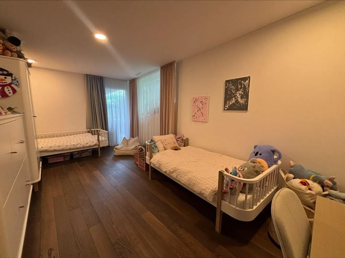 Appartamento giardino 4,5 locali eccezionalmente spazioso con vista sul lago - Foto 10 di 12