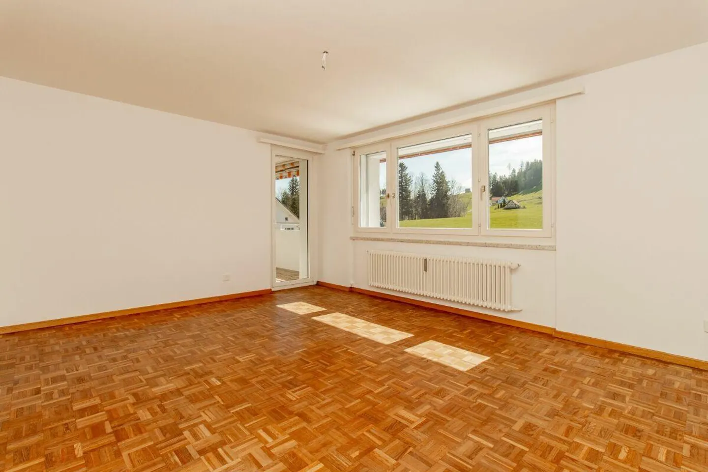 Charmante Wohnung mit Balkonen - Foto 1 von 11