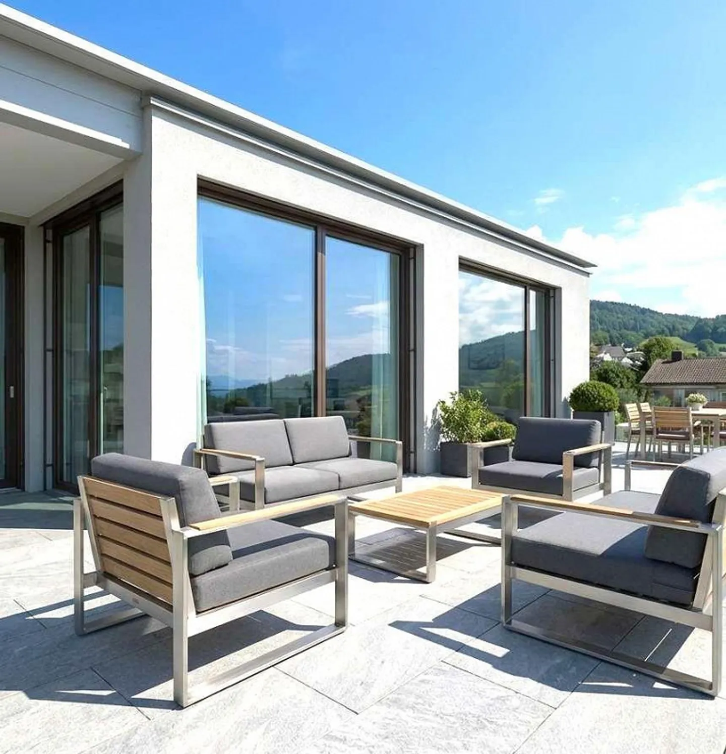 Vista panoramica molto bella e posizione molto tranquilla - Foto 3 di 8