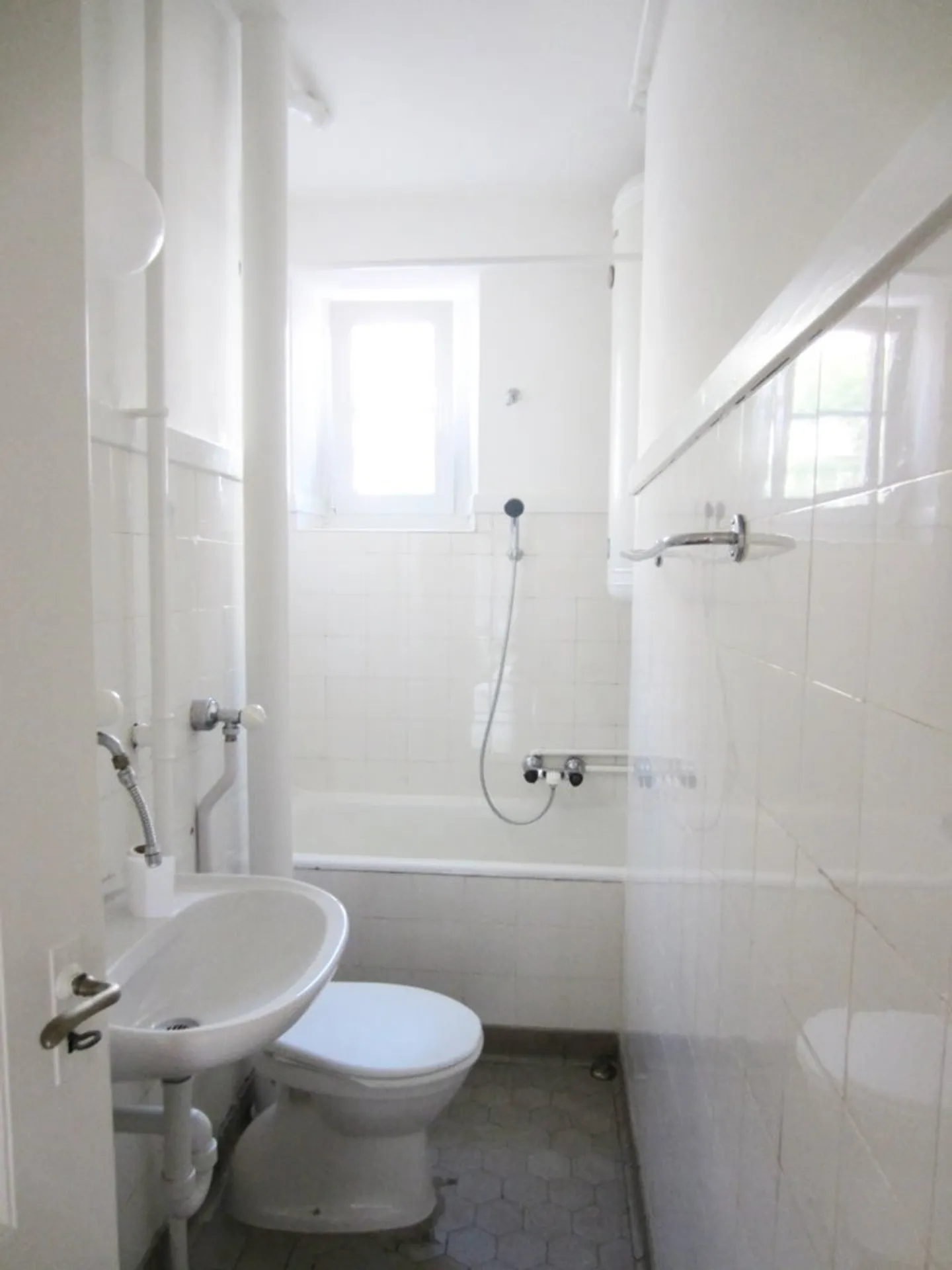 Appartement 2 pièces près de la gare de Bad. - Photo 3 sur 4