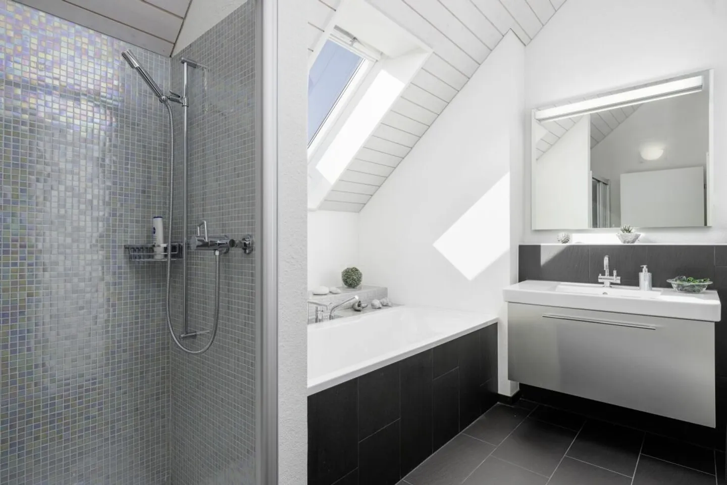 Wohnung kaufen - Foto 4 von 6