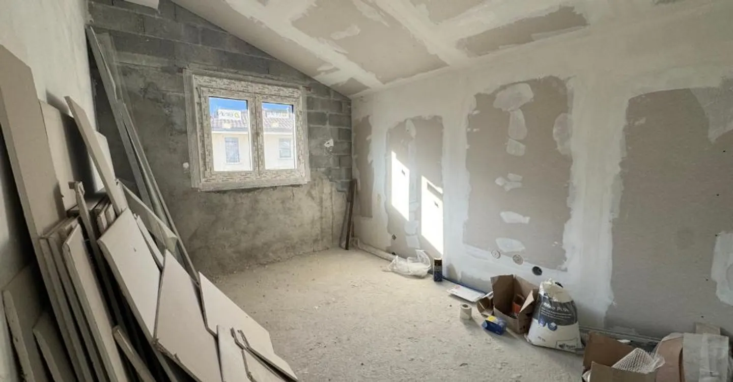 Spacious detached house in Leytron - Photo 6 of 8