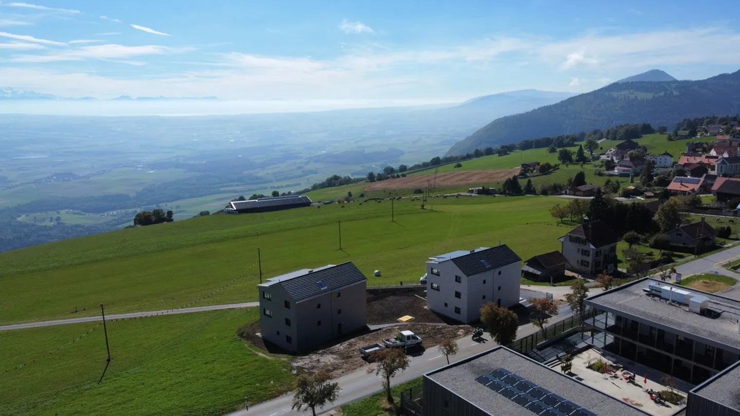 Nouvel appartement de 2,5 pièces - 1er étage
Vue magnifique sur les Alpes - Photo 10 sur 10