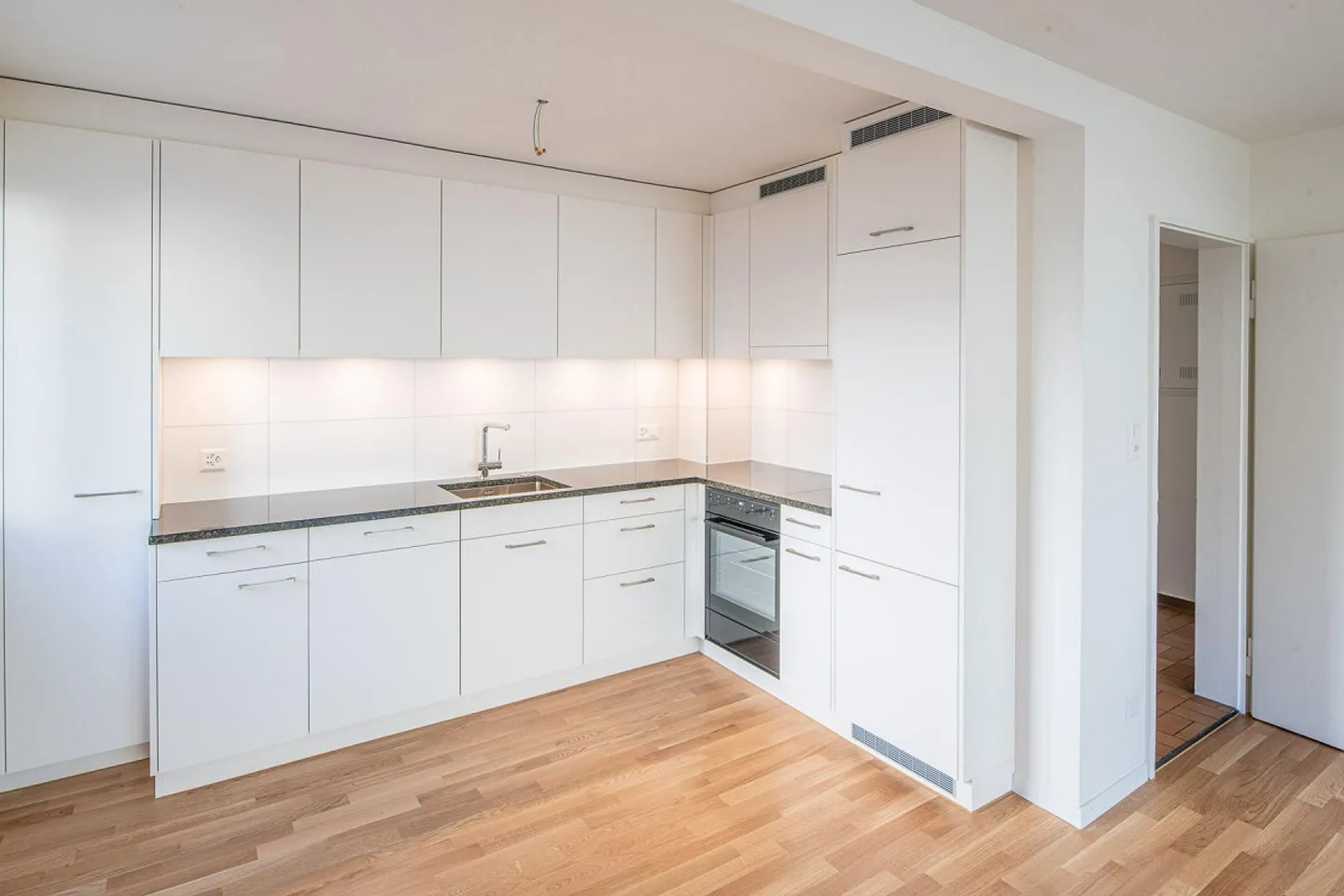 Charmante Wohnung in Schaffhausen - Foto 3 von 10