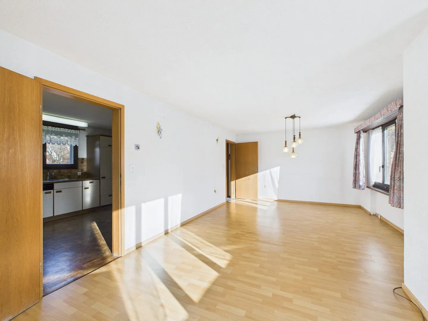 Charming Family Home in Weesen - Photo 3 of 10