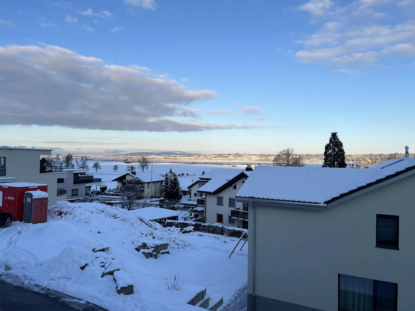 Neubauwohnung mit Seesicht - Foto 1 von 5