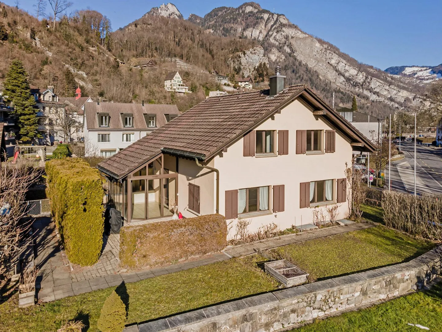 Charming Family Home in Weesen - Photo 1 of 10