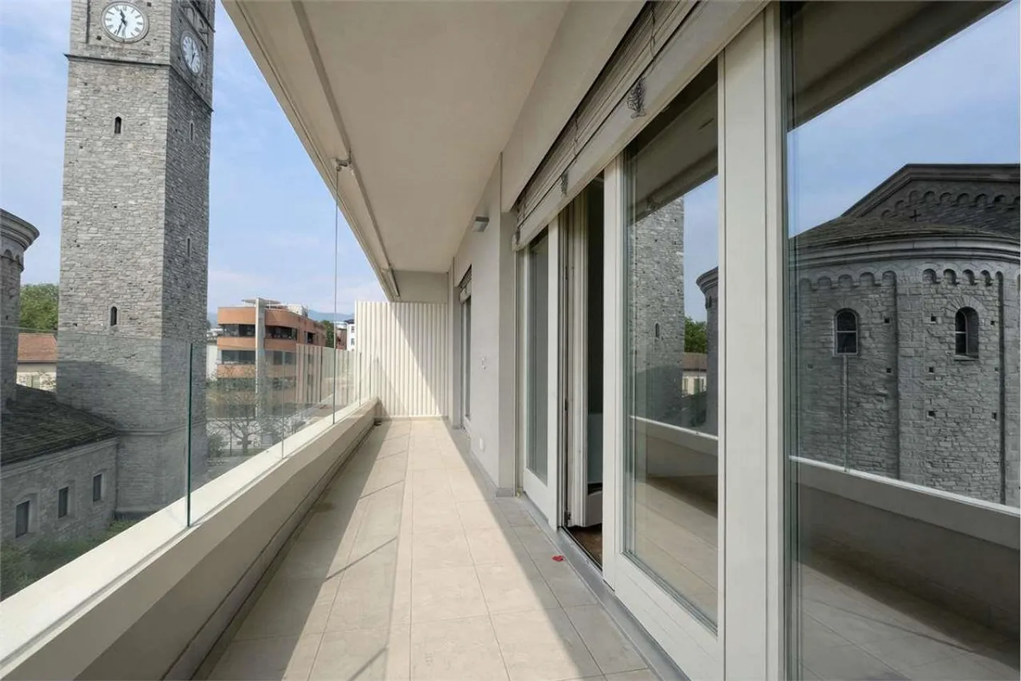 3.5 pièces dans un bâtiment rénové à Massagno - Photo 1 sur 9