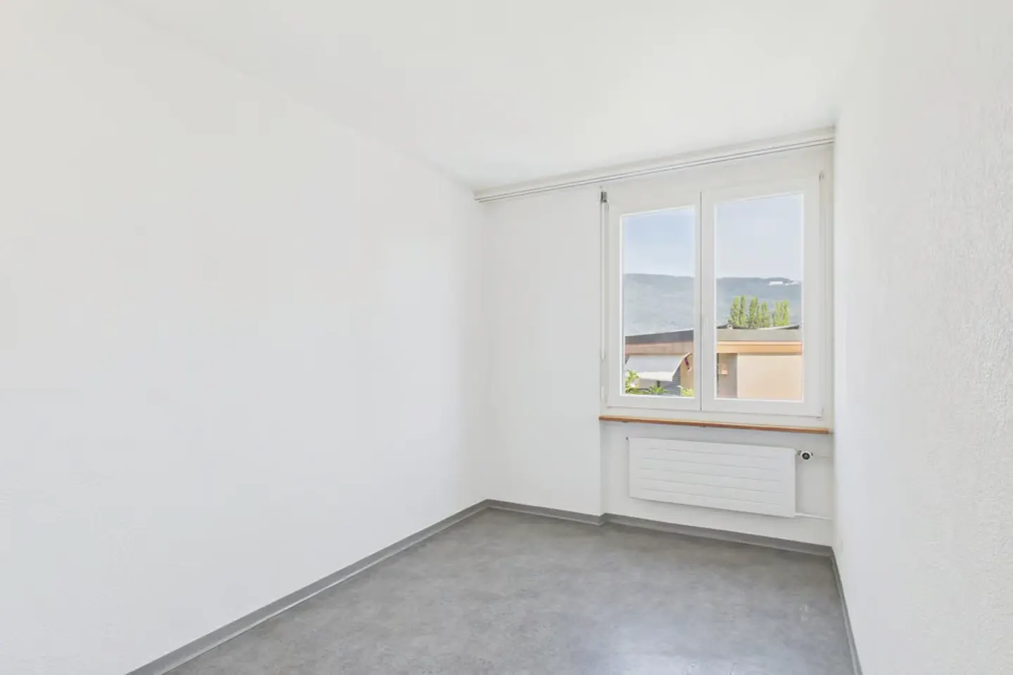 Vivere vicino al lago di Bienne - Casa a schiera di 5 stanze con potenziale - Foto 5 di 12