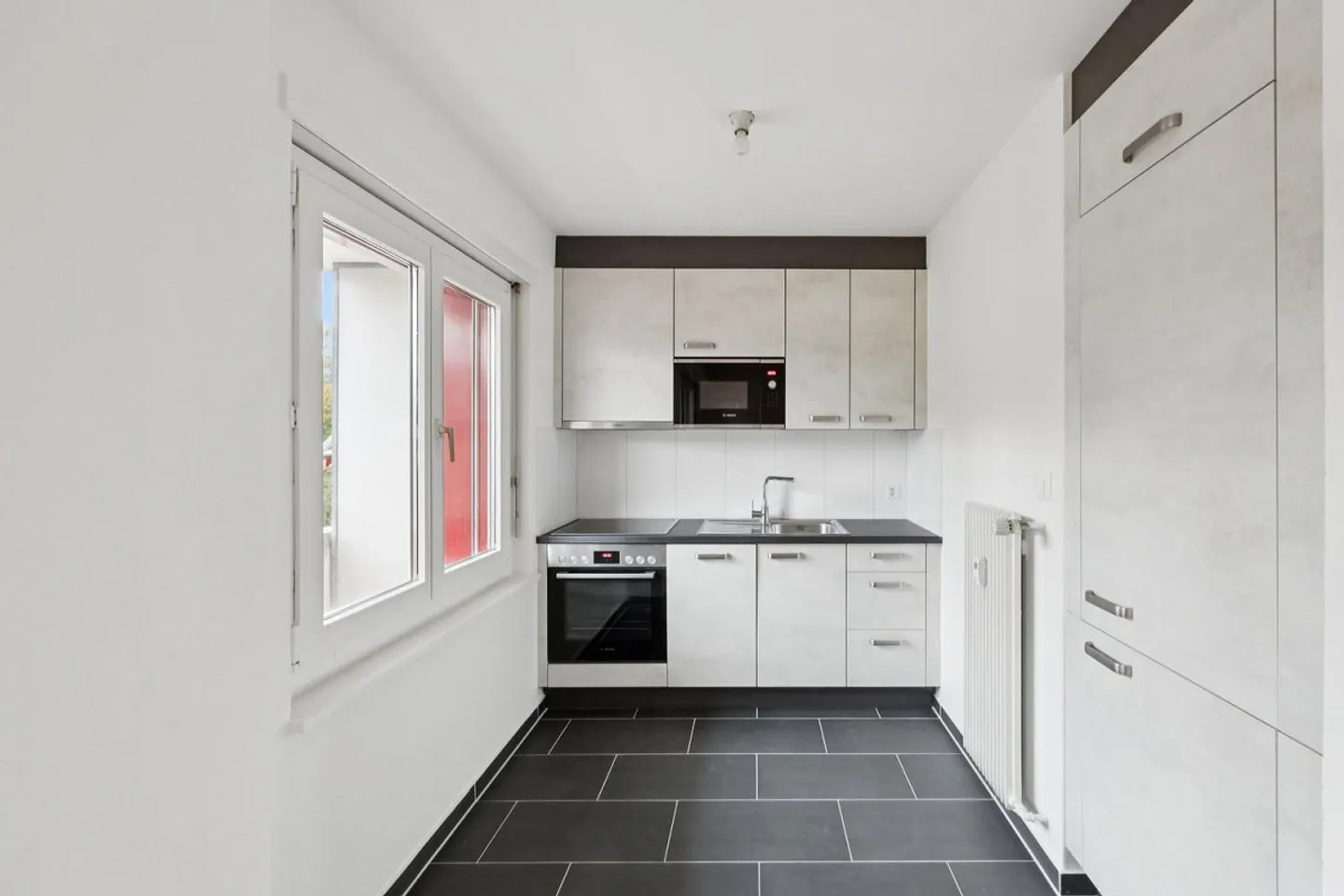 Renovated and Modern Apartment in Ostermundigen - Photo 4 of 8