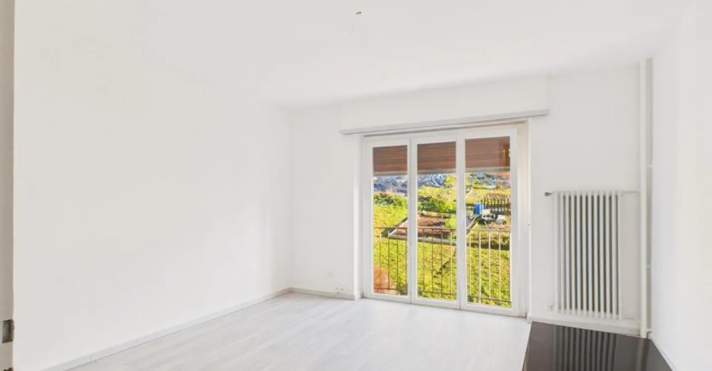 Appartement rénové à Le Locle - Photo 2 sur 7