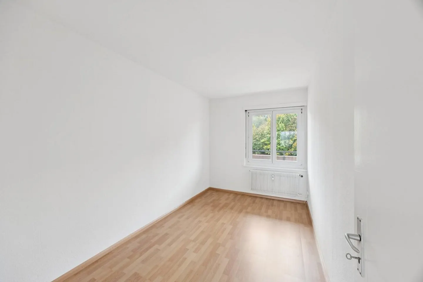 Renovated and Modern Apartment in Ostermundigen - Photo 7 of 8