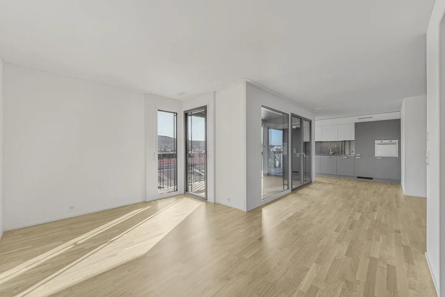 Exklusives Apartment mit Dachpool - Foto 2 von 11