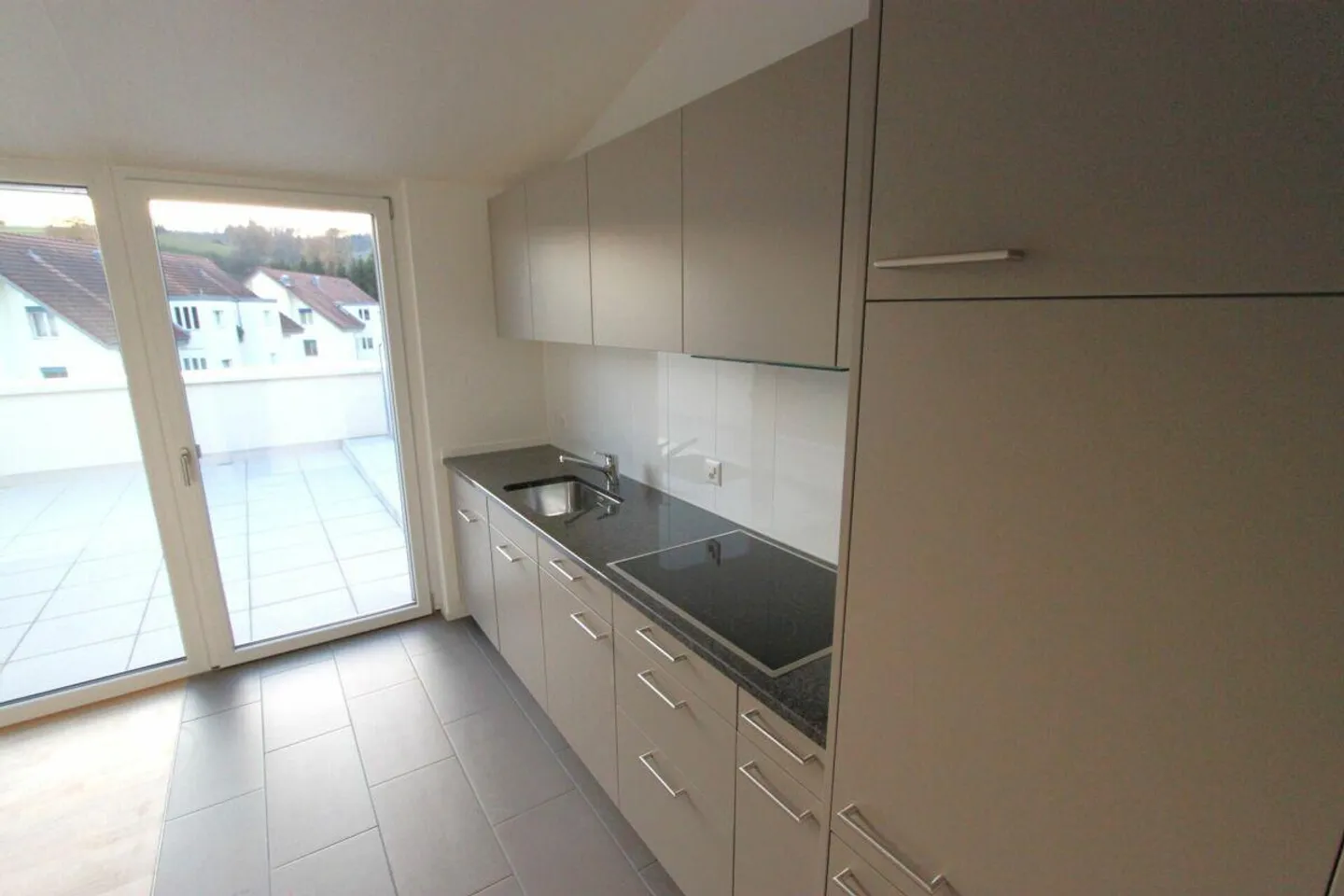 Attic Apartment to Dream - Photo 3 of 8