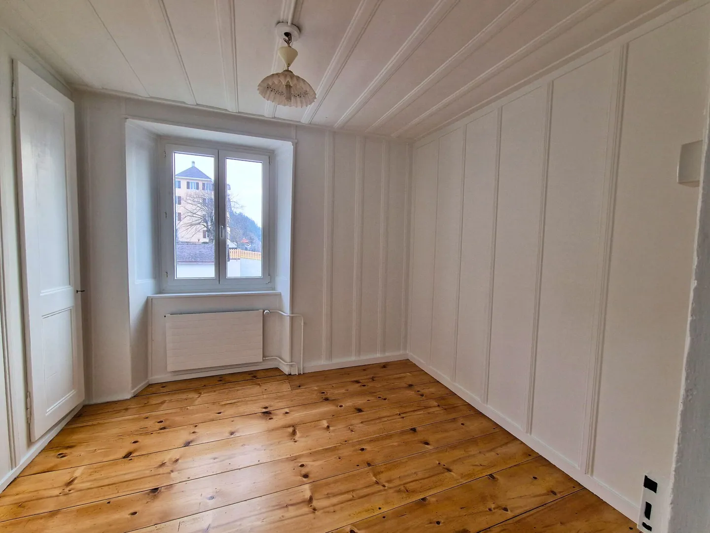 Appartamento ristrutturato e confortevole di 3 stanze con garage - Foto 7 di 15