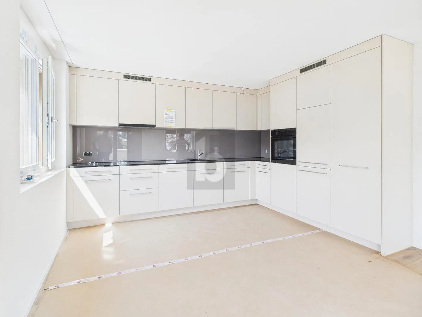 NUOVA COSTRUZIONE DI ALTA QUALITÀ CON BALCONE! - Foto 3 di 6