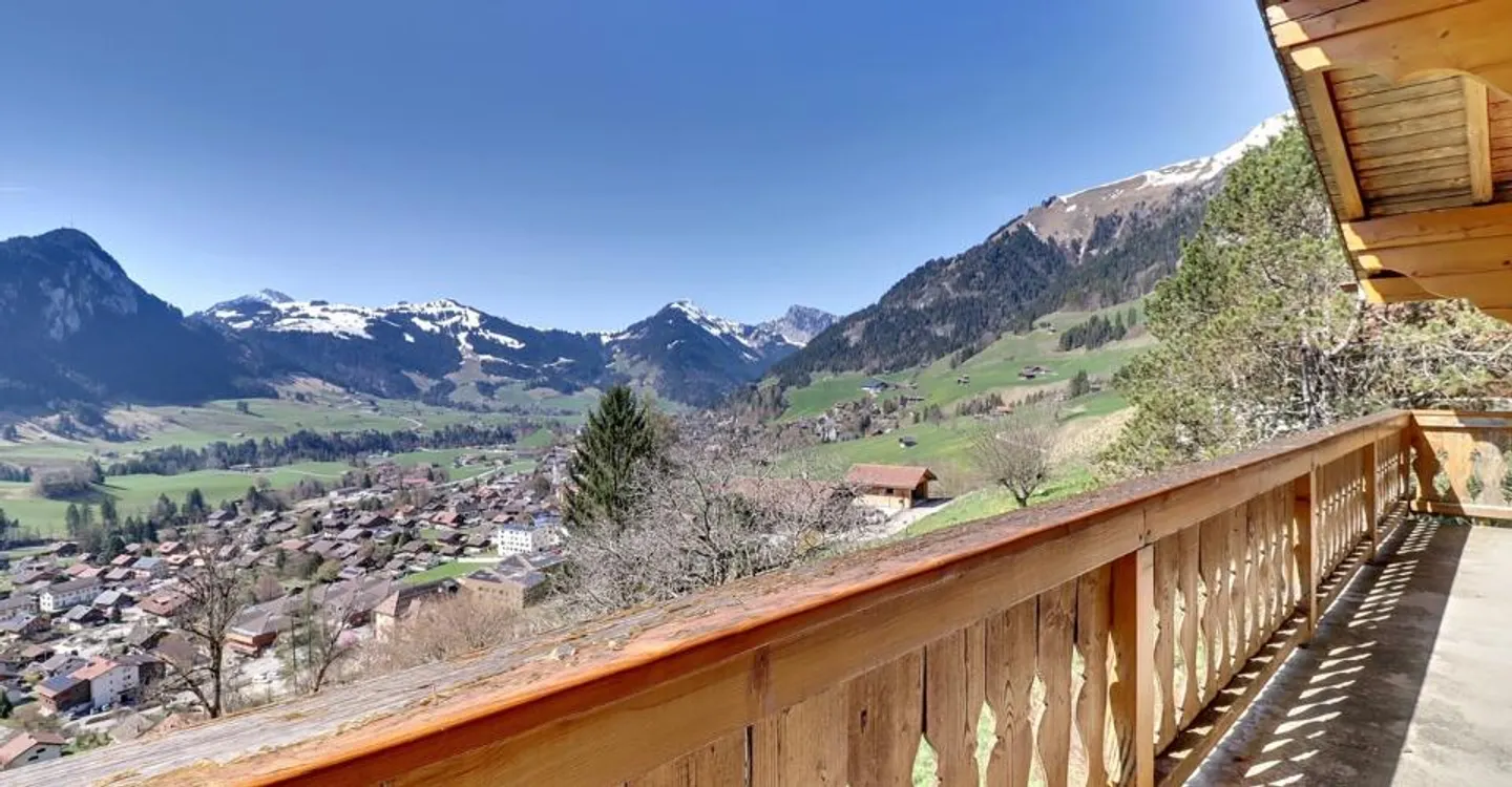 Charmantes Chalet mit Grossem Potenzial - Foto 4 von 5