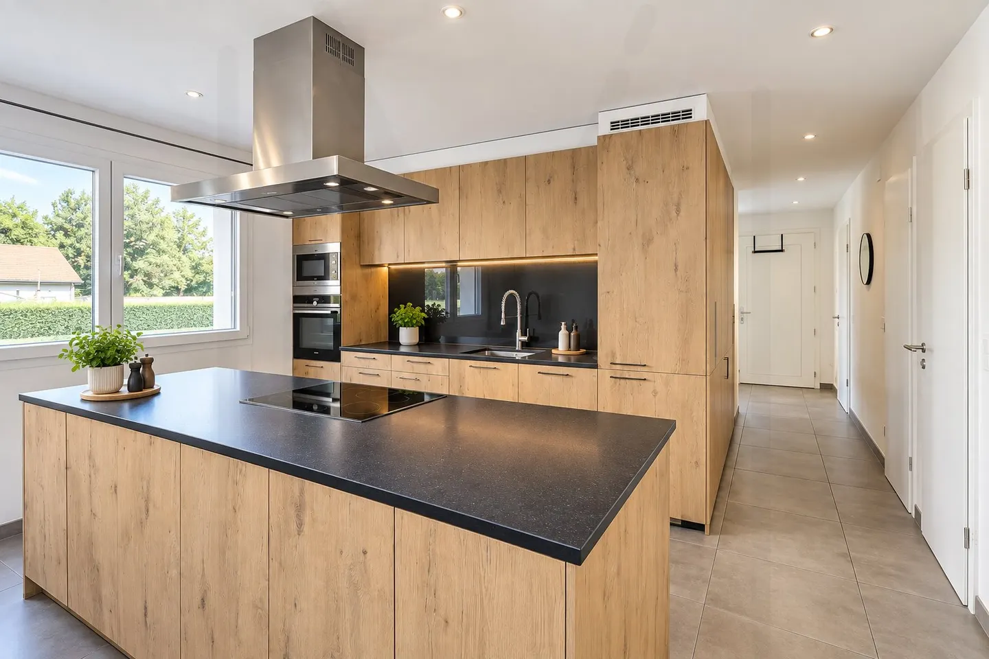 Una casa familiare contemporanea di 5.5 stanze alle porte di Friburgo - Foto 3 di 18