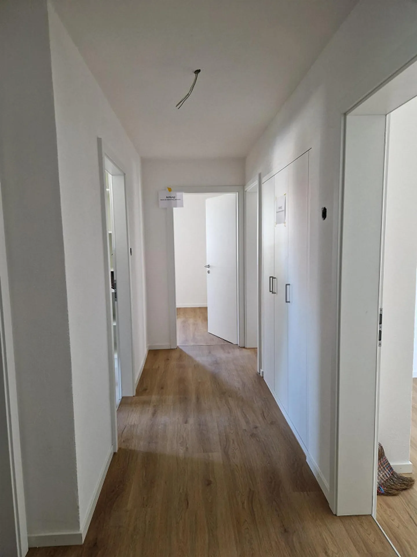 Appartamento 4 locali appena ristrutturato con balcone - Foto 3 di 9