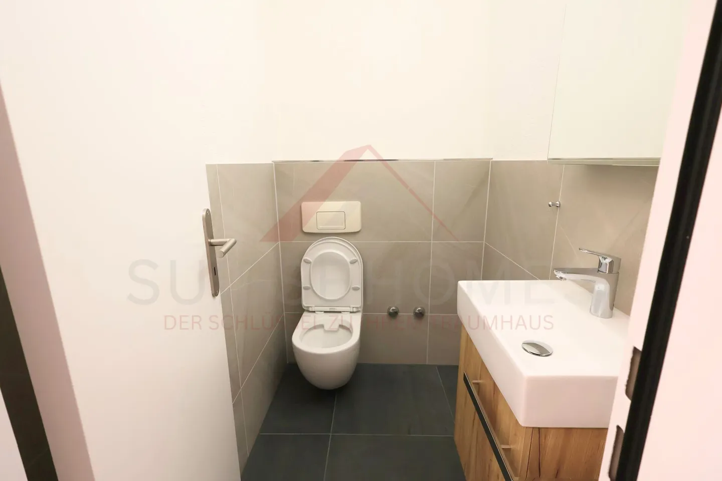 Attraente proprietà di investimento a Frenkendorf - appartamento ristrutturato di 3,5 locali con contratto di locazione a lungo termine sicuro - Foto 11 di 15